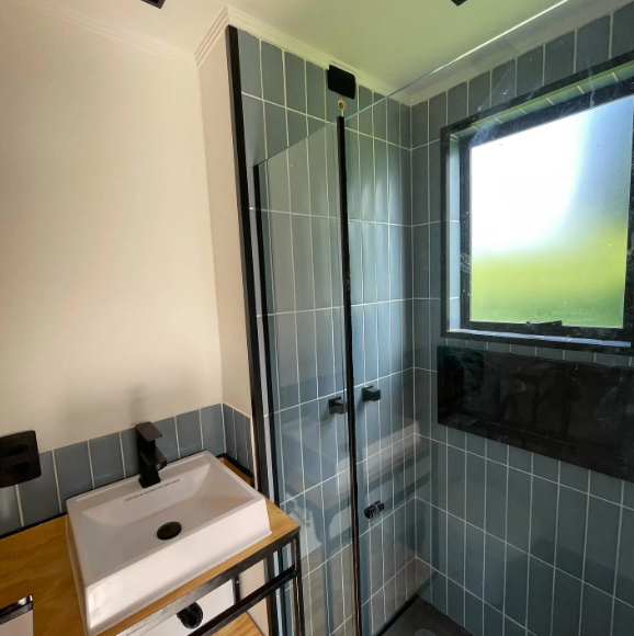 custom 20ft cozy cabin container house